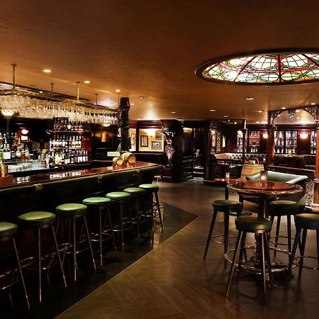 Intercontinental Grand Stanford Hong Kong By Ihg Hotel Exterior foto Interior of the bar